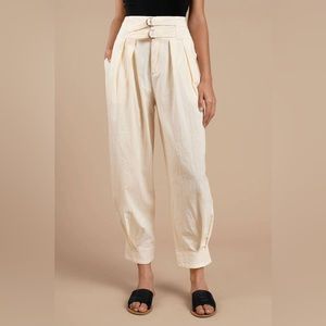 Free People Double Buckle Trousers Size 2
Ivory Cream